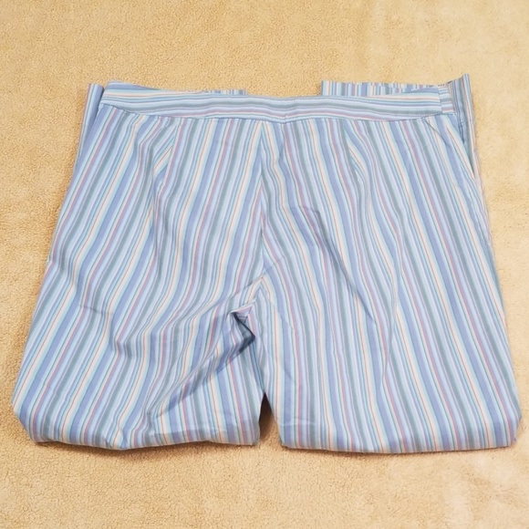 Quick Reflex Women's Striped Capris in Size 10 - Picture 4 of 6